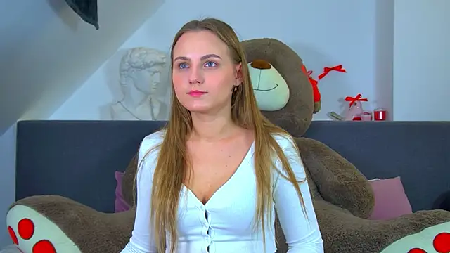 MelissaMelrey online show from 10/22/25, 10:04