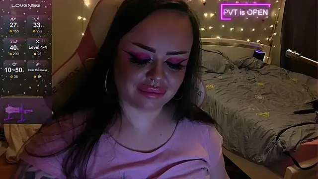 Snapshot of og_maddison chatting on 01/06/25, 11:09 og maddison online show from 01/06/25, 11:09