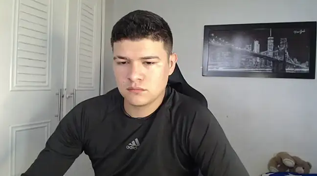 Snapshot of Plug_Control chatting on 01/16/25, 07:10 Plug Control online show from 01/16/25, 07:10