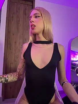 Courtney gonet online show from 05/19/26, 01:56