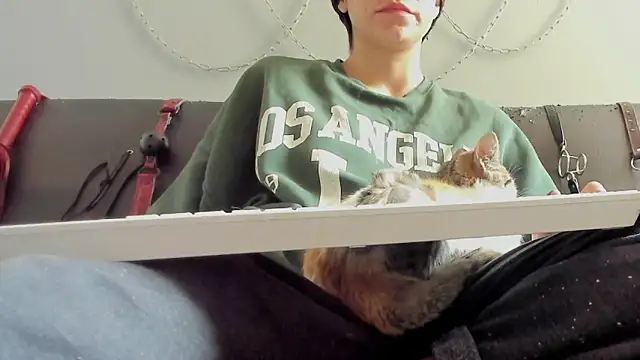 Snapshot of K_Intraven0us chatting on 09/12/25, 05:24 K Intraven0us online show from 09/12/25, 05:24