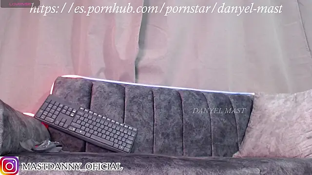 Snapshot of dannybigcockxxl chatting on 03/21/26, 08:19 dannybigcockxxl online show from 03/21/26, 08:19