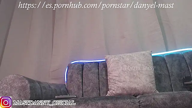 Snapshot of dannybigcockxxl chatting on 03/26/26, 04:40 dannybigcockxxl online show from 03/26/26, 04:40