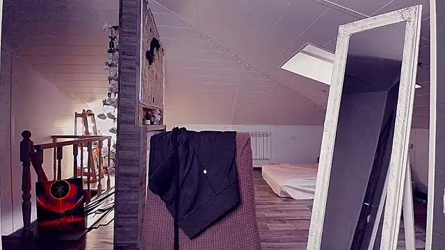 Snapshot of Meowroslava chatting on 02/19/26, 10:11 Meowroslava online show from 02/19/26, 10:11