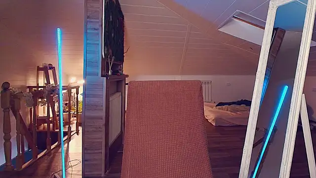 Snapshot of Meowroslava chatting on 04/16/26, 10:16 Meowroslava online show from 04/16/26, 10:16