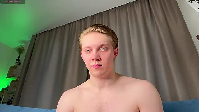 Snapshot of David_Keler chatting on 03/25/26, 12:11 David Keler online show from 03/25/26, 12:11