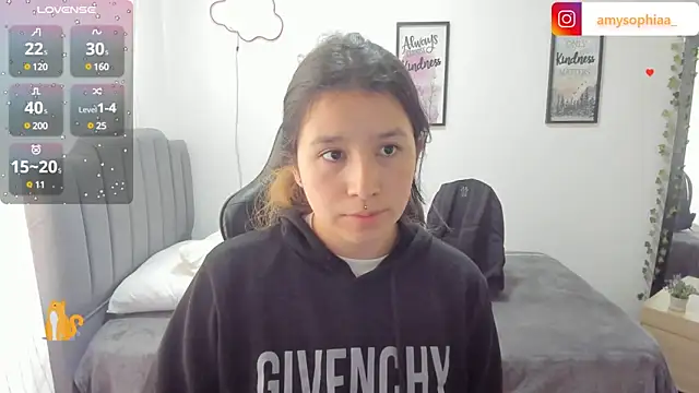 Amy joones online show from 01/17/25, 01:56