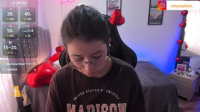 Amy joones online show from 02/08/25, 12:39