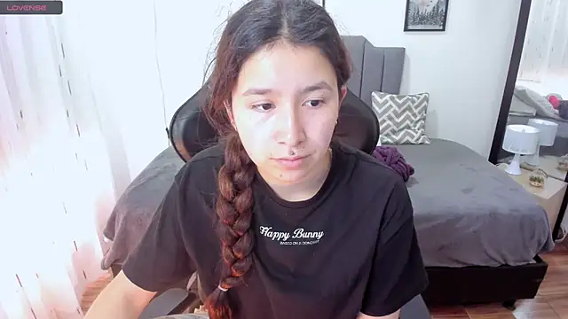 Amy joones online show from 09/27/25, 02:11