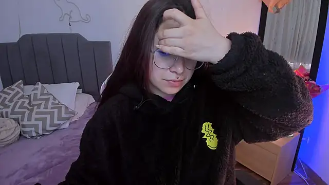 Amy joones online show from 03/31/26, 12:49