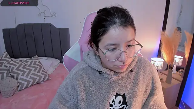 Amy joones online show from 04/07/26, 11:10