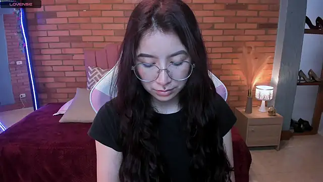 Snapshot of Amy_joones chatting on 06/10/26, 11:42 Amy joones online show from 06/10/26, 11:42