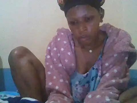 CharlotteDee online show from 11/22/25, 06:40