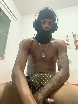 Snapshot of PAUBRASILEIRORJ chatting on 01/22/25, 01:20 PAUBRASILEIRORJ online show from 01/22/25, 01:20