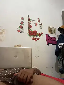 Snapshot of PAUBRASILEIRORJ chatting on 01/28/25, 06:07 PAUBRASILEIRORJ online show from 01/28/25, 06:07