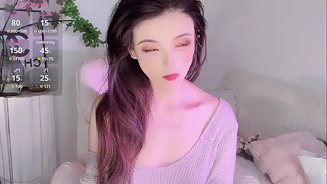 Snapshot of --xixi-- chatting on 03/06/25, 11:42 --xixi-- online show from 03/06/25, 11:42