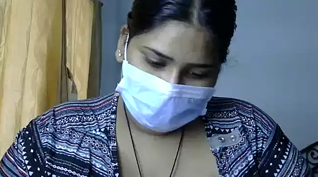 cutelady65 online show from 02/18/25, 06:04