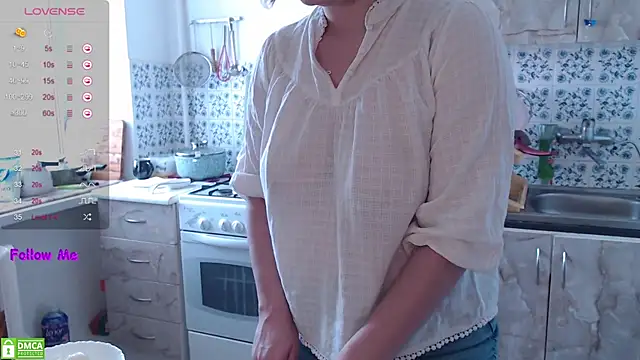 Snapshot of VerySweetKate111 chatting on 02/20/26, 11:32 VerySweetKate111 online show from 02/20/26, 11:32