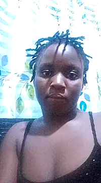 Snapshot of sweetcandy_22y chatting on 12/12/24, 07:15 sweetcandy 22y online show from 12/12/24, 07:15