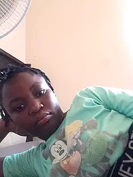 Snapshot of sweetcandy_22y chatting on 01/03/25, 07:16 sweetcandy 22y online show from 01/03/25, 07:16