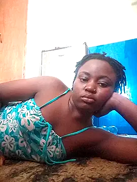 Snapshot of sweetcandy_22y chatting on 09/23/25, 09:45 sweetcandy 22y online show from 09/23/25, 09:45