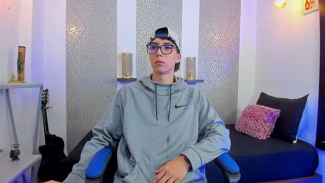 Nikolay Gregori online show from 02/21/25, 04:07