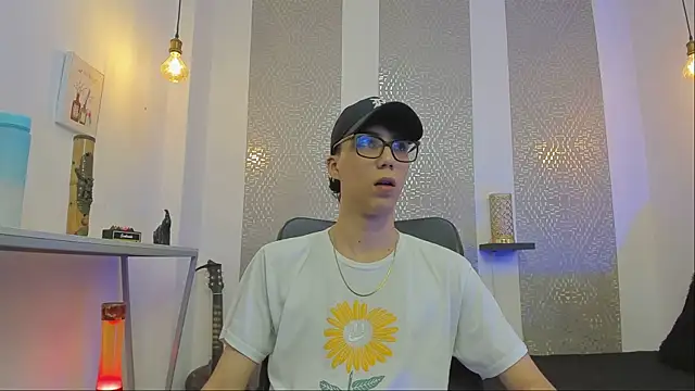 Nikolay Gregori online show from 09/25/25, 04:05