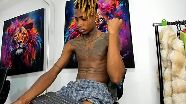 Snapshot of Pantera_black_21 chatting on 12/07/24, 07:16 Pantera black 21 online show from 12/07/24, 07:16