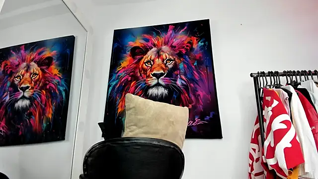 Snapshot of Pantera_black_21 chatting on 12/18/24, 09:40 Pantera black 21 online show from 12/18/24, 09:40