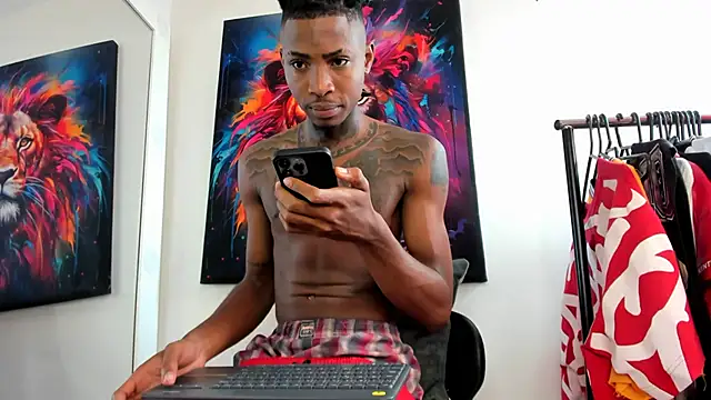 Snapshot of Pantera_black_21 chatting on 12/22/24, 06:04 Pantera black 21 online show from 12/22/24, 06:04