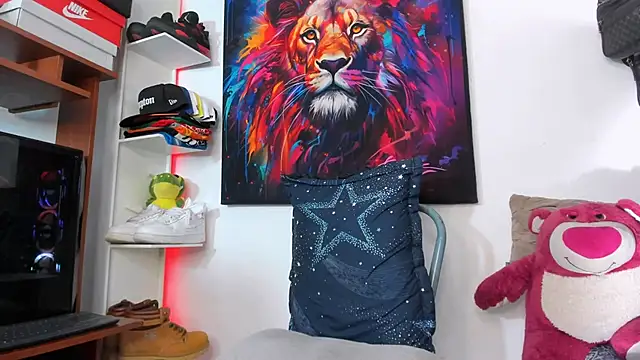 Snapshot of Pantera_black_21 chatting on 09/13/25, 09:36 Pantera black 21 online show from 09/13/25, 09:36