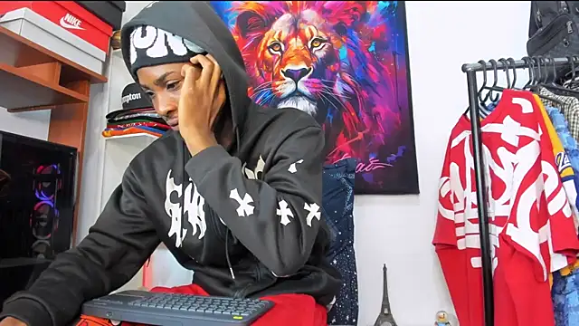 Snapshot of Pantera_black_21 chatting on 09/22/25, 11:23 Pantera black 21 online show from 09/22/25, 11:23