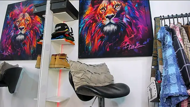 Snapshot of Pantera_black_21 chatting on 10/13/25, 10:15 Pantera black 21 online show from 10/13/25, 10:15