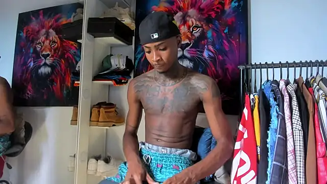 Snapshot of Pantera_black_21 chatting on 10/26/25, 06:47 Pantera black 21 online show from 10/26/25, 06:47