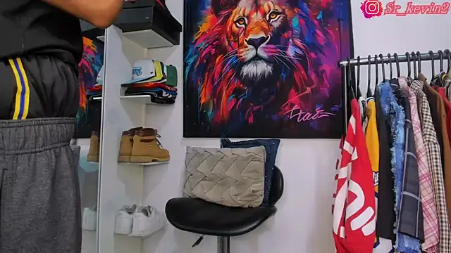 Snapshot of Pantera_black_21 chatting on 10/30/25, 09:33 Pantera black 21 online show from 10/30/25, 09:33