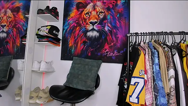 Snapshot of Pantera_black_21 chatting on 12/05/25, 04:21 Pantera black 21 online show from 12/05/25, 04:21