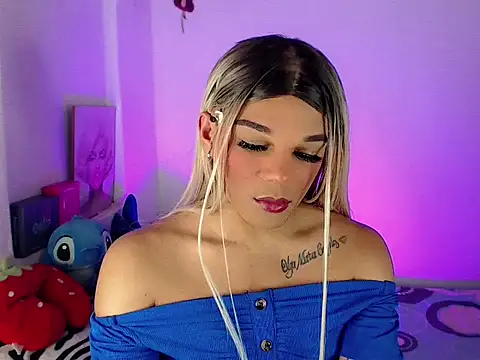 Snapshot of Gorrion__ chatting on 05/19/26, 11:55 Gorrion online show from 05/19/26, 11:55