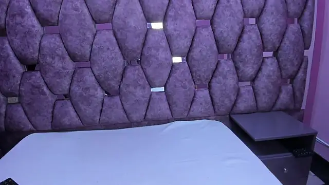 AlaSmith online show from 10/28/25, 02:15