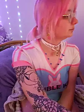 LaskaLeRoomba online show from 03/22/25, 05:52