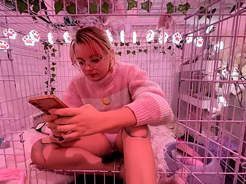 LaskaLeRoomba online show from 09/28/25, 05:18