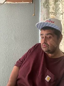 Snapshot of Miguel16i chatting on 12/08/24, 09:08 Miguel16i online show from 12/08/24, 09:08