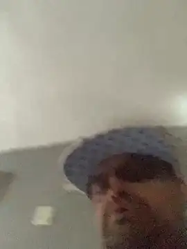 Snapshot of Miguel16i chatting on 01/19/25, 03:21 Miguel16i online show from 01/19/25, 03:21