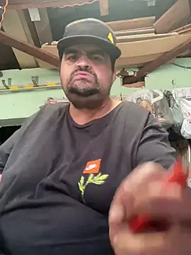 Snapshot of Miguel16i chatting on 03/13/25, 04:01 Miguel16i online show from 03/13/25, 04:01