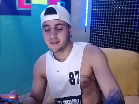 xxxxhotxoxo online show from 12/20/24, 09:17