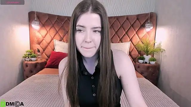 Snapshot of Haley_Gars chatting on 07/18/26, 02:54 Haley Gars online show from 07/18/26, 02:54