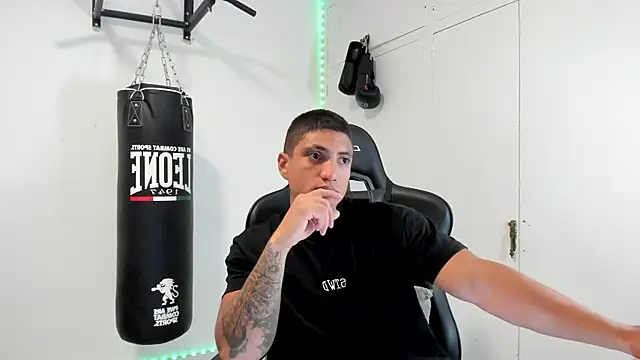 dan01  online show from 07/17/26, 07:26