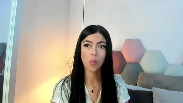 Snapshot of SiennaVidaal chatting on 03/10/25, 06:01 SiennaVidaal online show from 03/10/25, 06:01