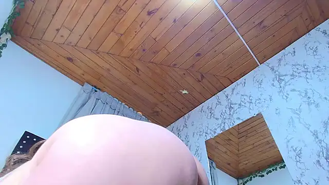 Snapshot of Eda_Bonne chatting on 03/19/26, 01:15 Eda Bonne online show from 03/19/26, 01:15