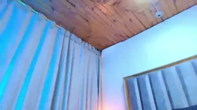 Snapshot of Eda_Bonne chatting on 04/01/26, 11:33 Eda Bonne online show from 04/01/26, 11:33