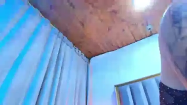 Snapshot of Eda_Bonne chatting on 04/04/26, 11:18 Eda Bonne online show from 04/04/26, 11:18